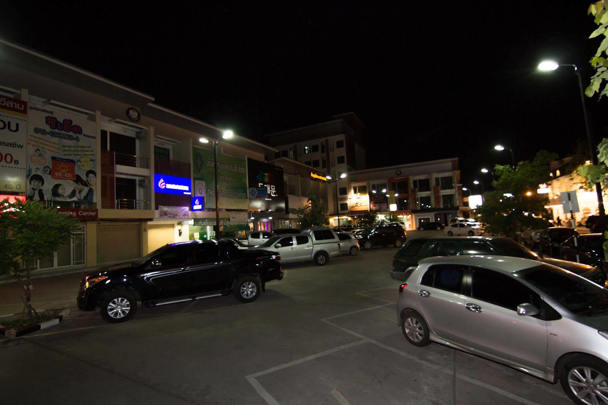 Prajaktra City Hostel Udonthani Kültér fotó